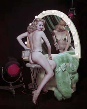 Marilyn Dean – Pose 3018 C